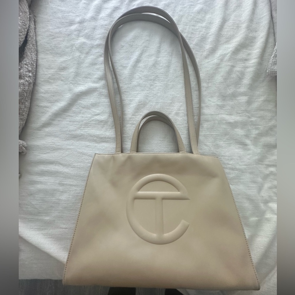 Cream Medium Telfar Shopping Bag